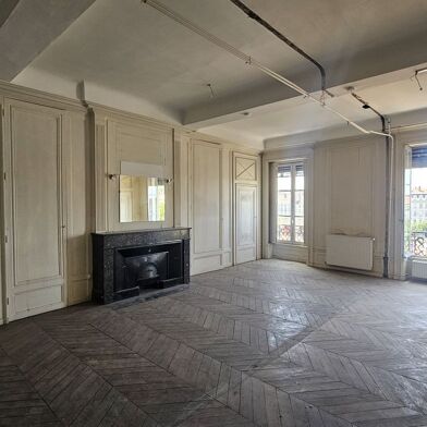 Appartement 4 pièces 780000 €