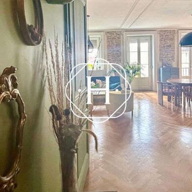 Appartement 2 pièces 1390 €