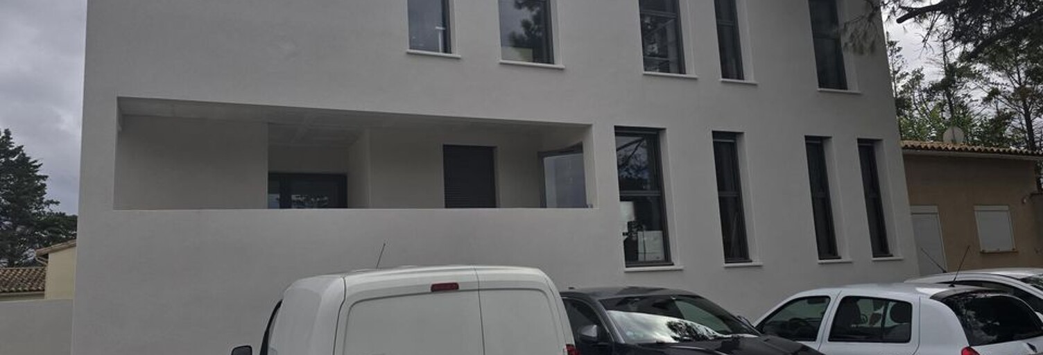 Bureau 1 Pièce 70 m² à louer à Aigues-Mortes (30220)