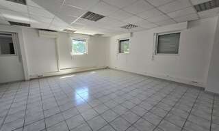 Bureau 2 Pièces 75 m² à louer à Nîmes (30000)