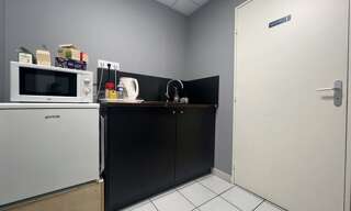 Bureau 2 Pièces 73 m² à louer à Nîmes (30000)