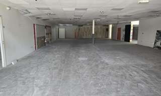 Commerce  520 m² à vendre à Arles (13200)