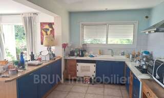 Maison 5 Pièces 217 m² à vendre à Vallauris (06220)