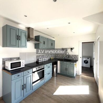 Maison 3 pièces 750 €