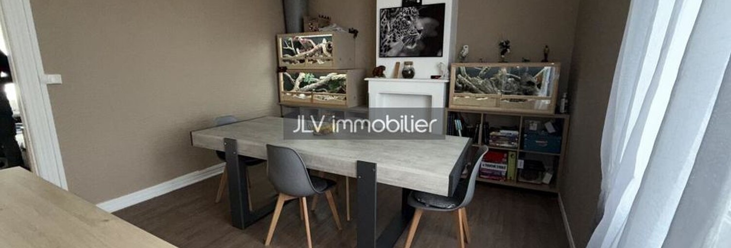 Immeuble  210 m² à vendre à Cappelle-la-Grande (59180)