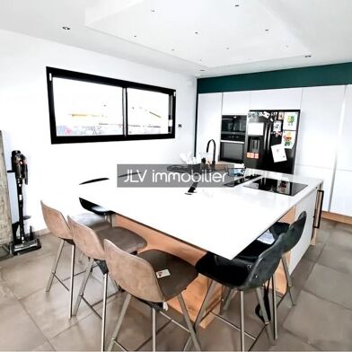 Maison 6 pièces 312900 €