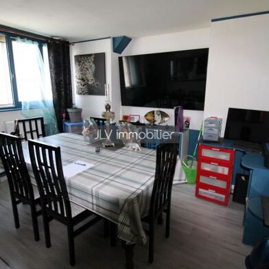 Immeuble  194900 €