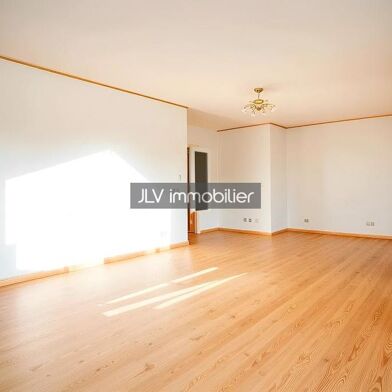 Appartement 4 pièces 137900 €