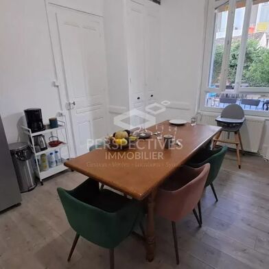 Appartement 3 pièces 750 €