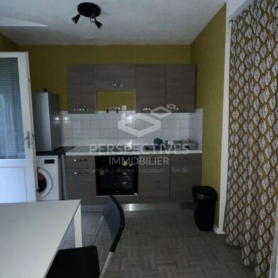 Appartement 1 pièces 390 €