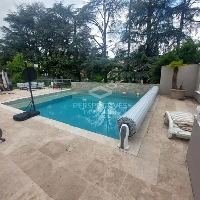 Maison 8 pièces 515000 €