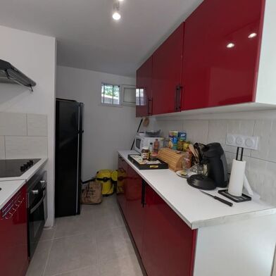 Maison 3 pièces 870 €