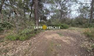 Maison  2315 m² à vendre à Nans-les-Pins (83860)