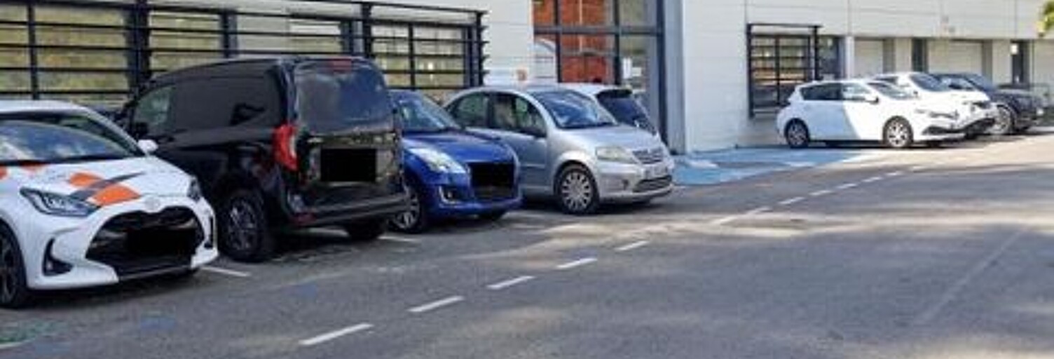 Local industriel  155 m² à louer à Bandol (83150)