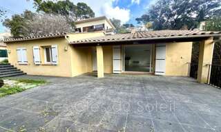 Maison 5 Pièces 111 m² à louer à Le Revest-les-Eaux (83200)