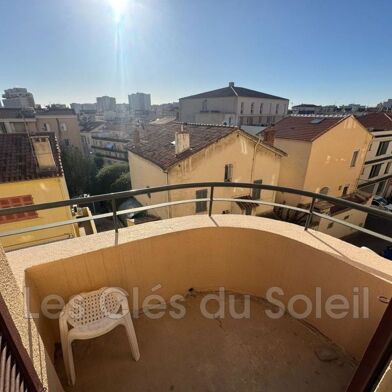 Appartement 2 pièces 750 €