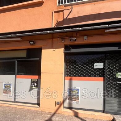 Commerce  320000 €