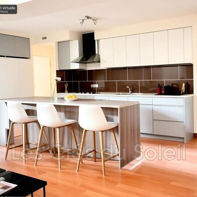 Appartement 4 pièces 284000 €