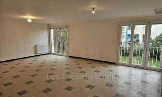 Appartement 5 Pièces 82 m² à vendre à Hyères (83400)