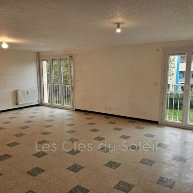 Appartement 5 pièces 217000 €