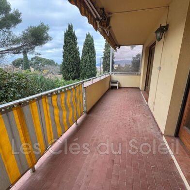 Appartement 3 pièces 243000 €