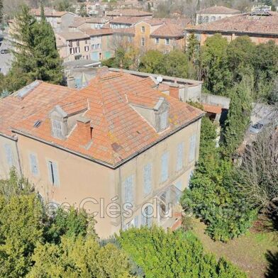 Maison 14 pièces 689000 €