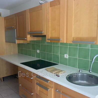 Appartement 4 pièces 339200 €