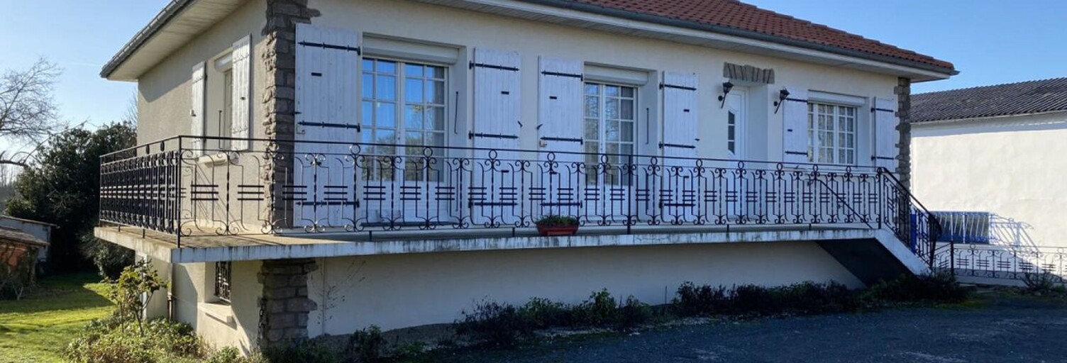 Maison 5 Pièces 91 m² à vendre à Terres-de-Haute-Charente (16270)