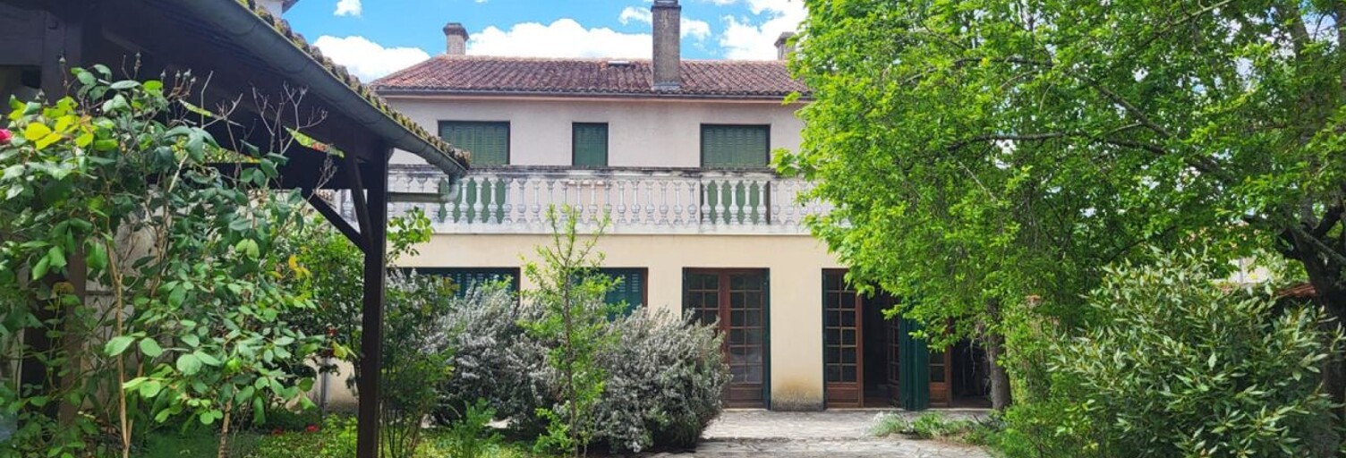 Maison 8 Pièces 200 m² à vendre à Chasseneuil-sur-Bonnieure (16260)