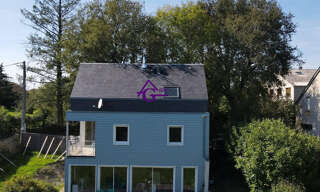 Maison 6 Pièces 140 m² à vendre à Sauveterre-de-Rouergue (12800)