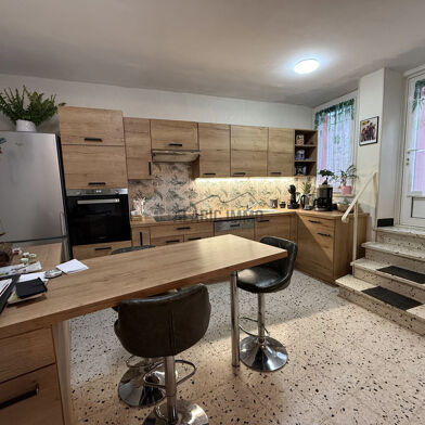 Maison 7 pièces 157000 €