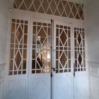 Maison 42 pièces 385000 €