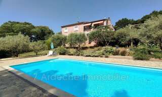 Maison 8 Pièces 195 m² à vendre à Joyeuse (07260)