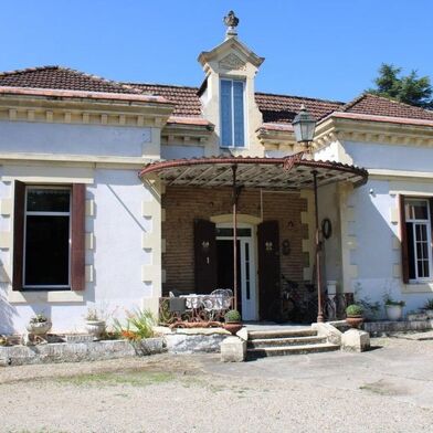 Maison 6 pièces 130000 €