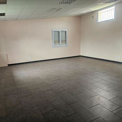 Commerce 1 pièces 1200 €