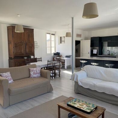 Immeuble  211000 €