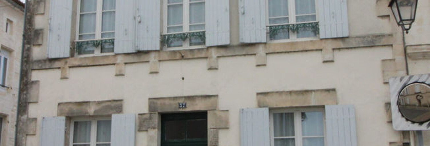 Maison 4 Pièces 118 m² à vendre à Pons (17800)