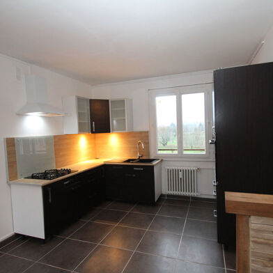 Appartement 3 pièces 570 €