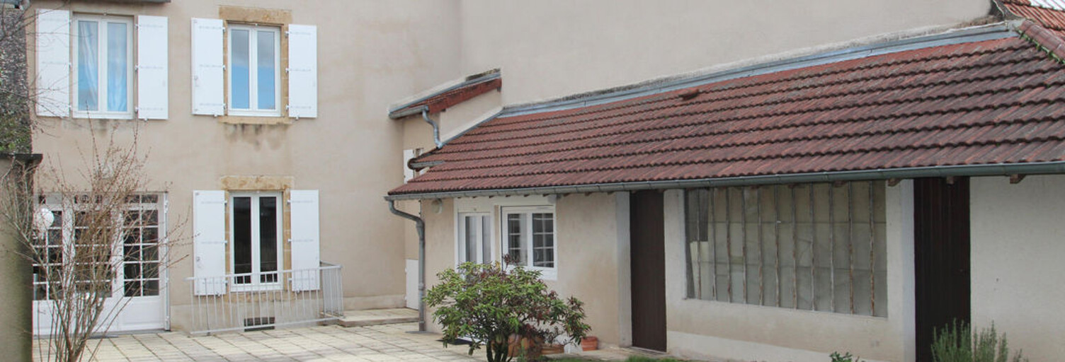 Maison 5 Pièces 108 m² à louer à Decize (58300)