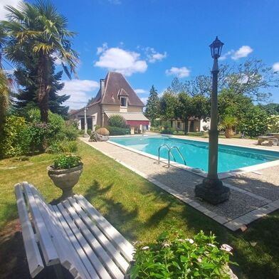 Maison 5 pièces 514500 €