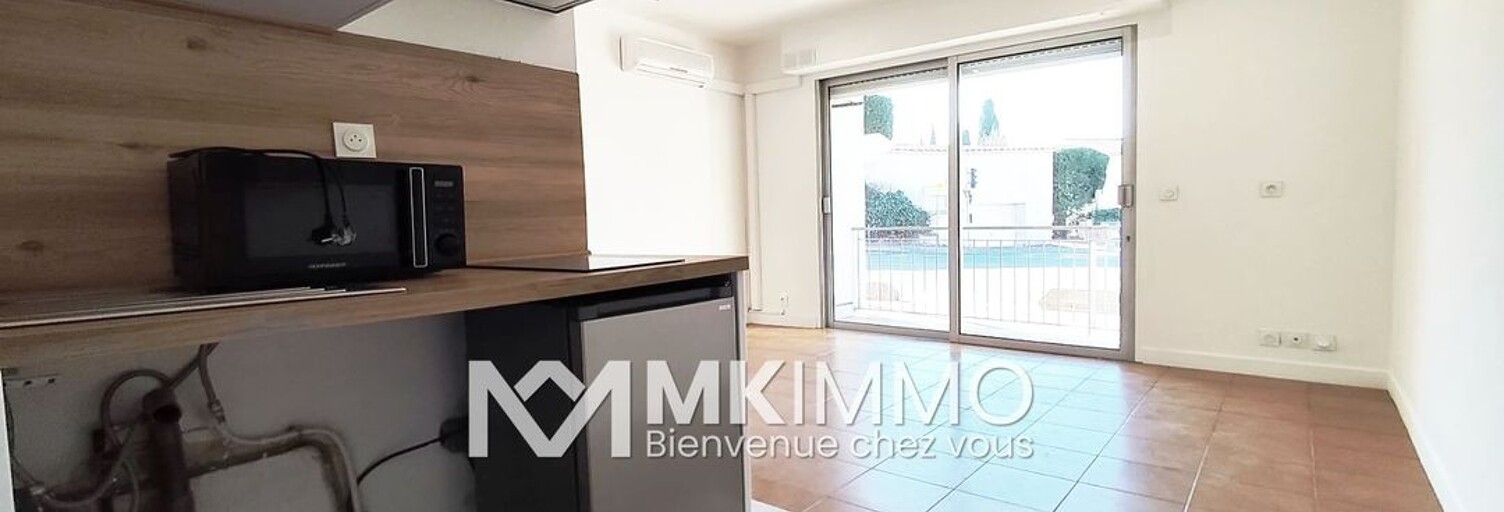 Appartement 1 Pièce 30 m² à louer à Cagnes-sur-Mer (06800)