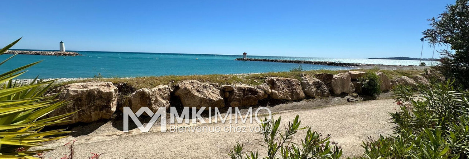 Commerce  54 m² à louer à Villeneuve-Loubet (06270)