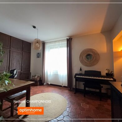 Maison 8 pièces 320000 €