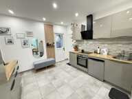 MAISON ENTIEREMENT RENOVEE GARE A PIED — photo 3