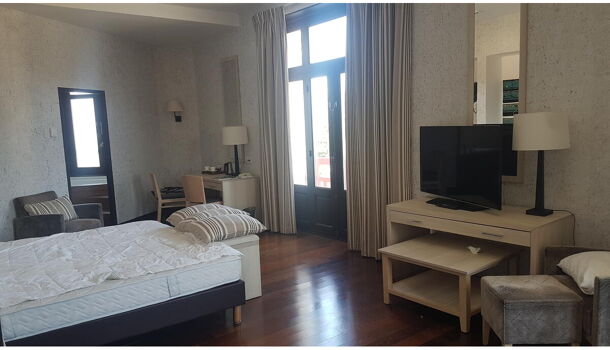 Local commercial 70 pièces  à vendre Roche-Posay (La) 86270