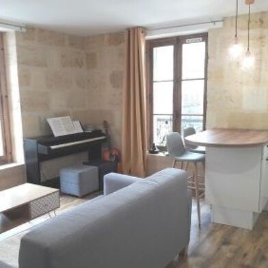 Appartement 2 pièces 870 €