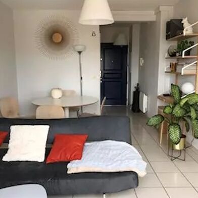 Appartement 2 pièces 840 €