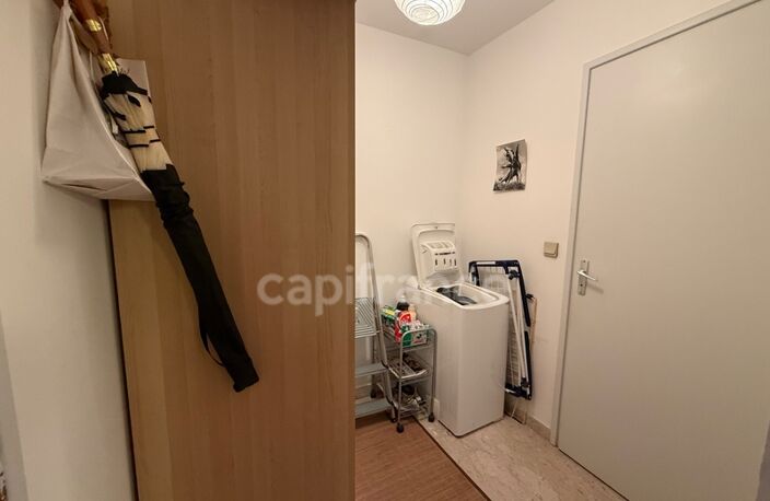 Appartement Studio à vendre 19 m2  SANARY SUR MER (83) — photo 5