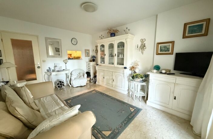 Appartement à vendre 2 pièces  47 m2 SANARY SUR MER (83) — photo 4
