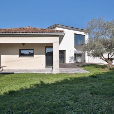 Maison 6 pièces 399000 €